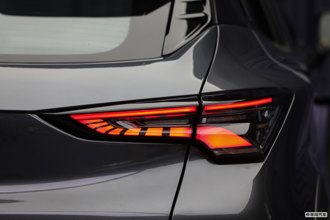 长安CS15 2019款 1.5L 自动旗舰型 国VI 组图