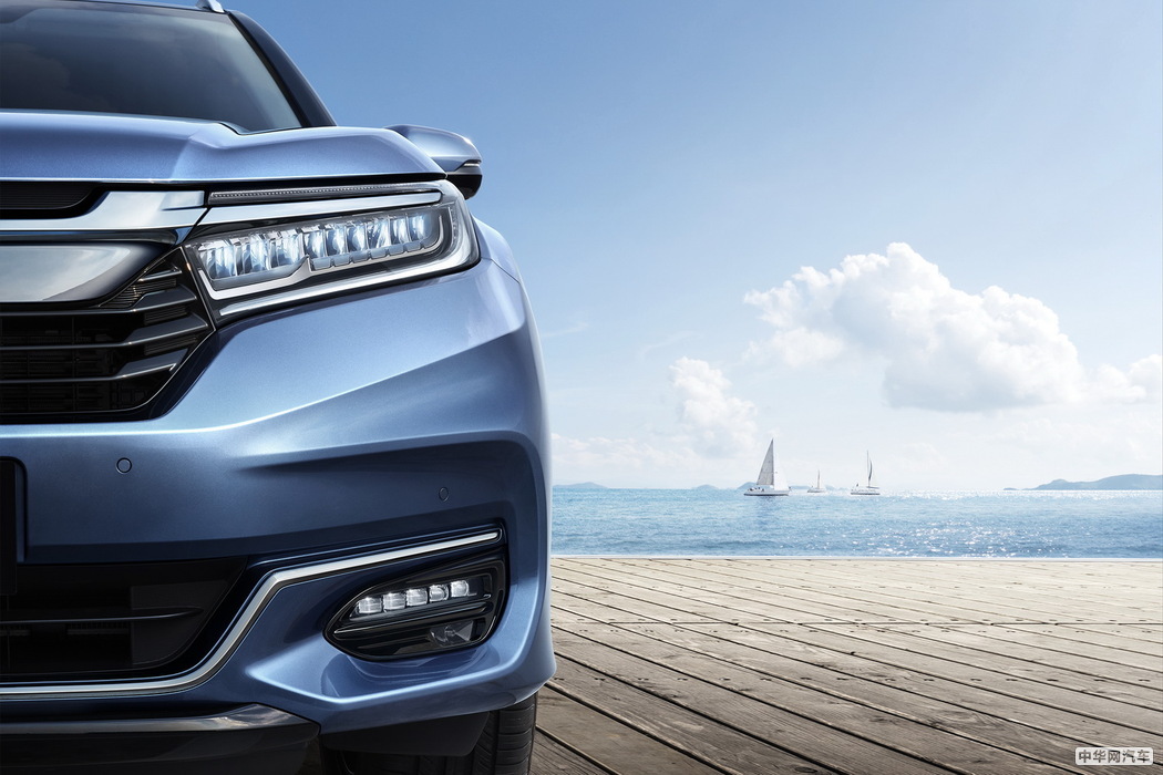 冠道 2019款 240TURBO 两驱尊享·星空限量版 组图