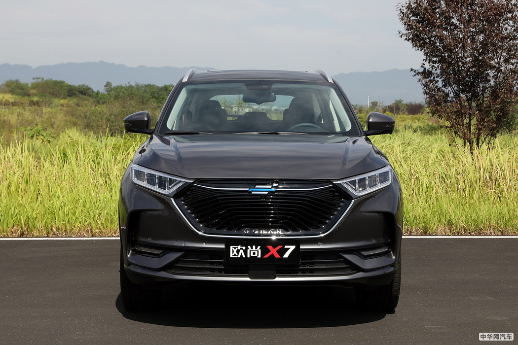 欧尚x7 2020款 1.5T 人脸识别全自动泊车太空逍遥版 组图