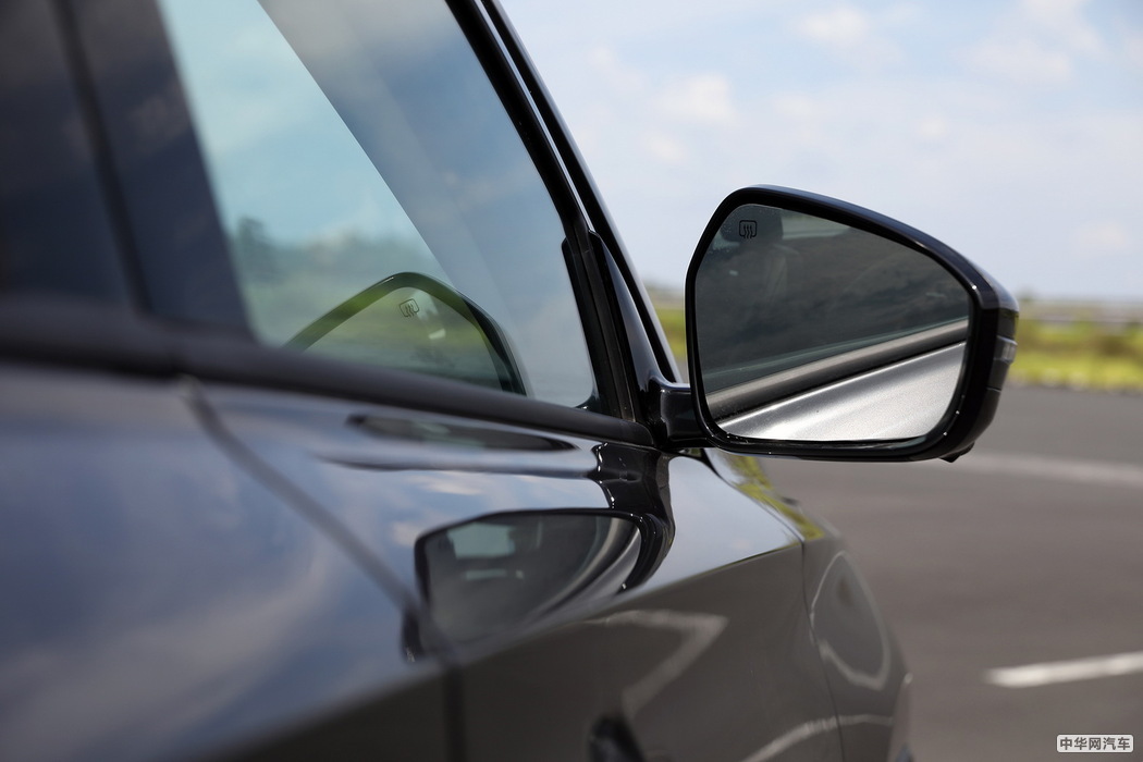 欧尚x7 2020款 1.5T 人脸识别全自动泊车太空逍遥版 组图