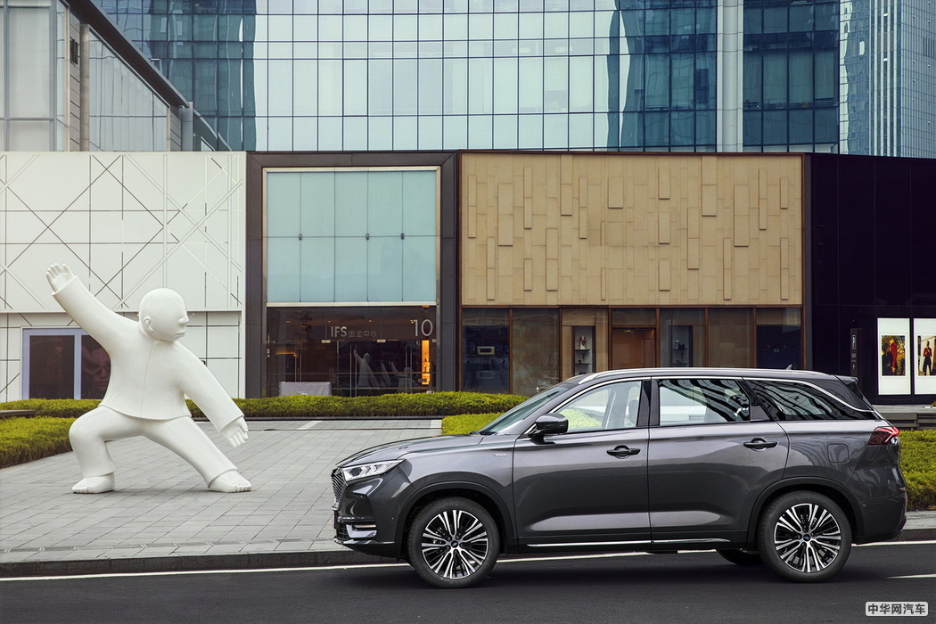 欧尚x7 2020款 1.5T 人脸识别全自动泊车太空逍遥版 组图