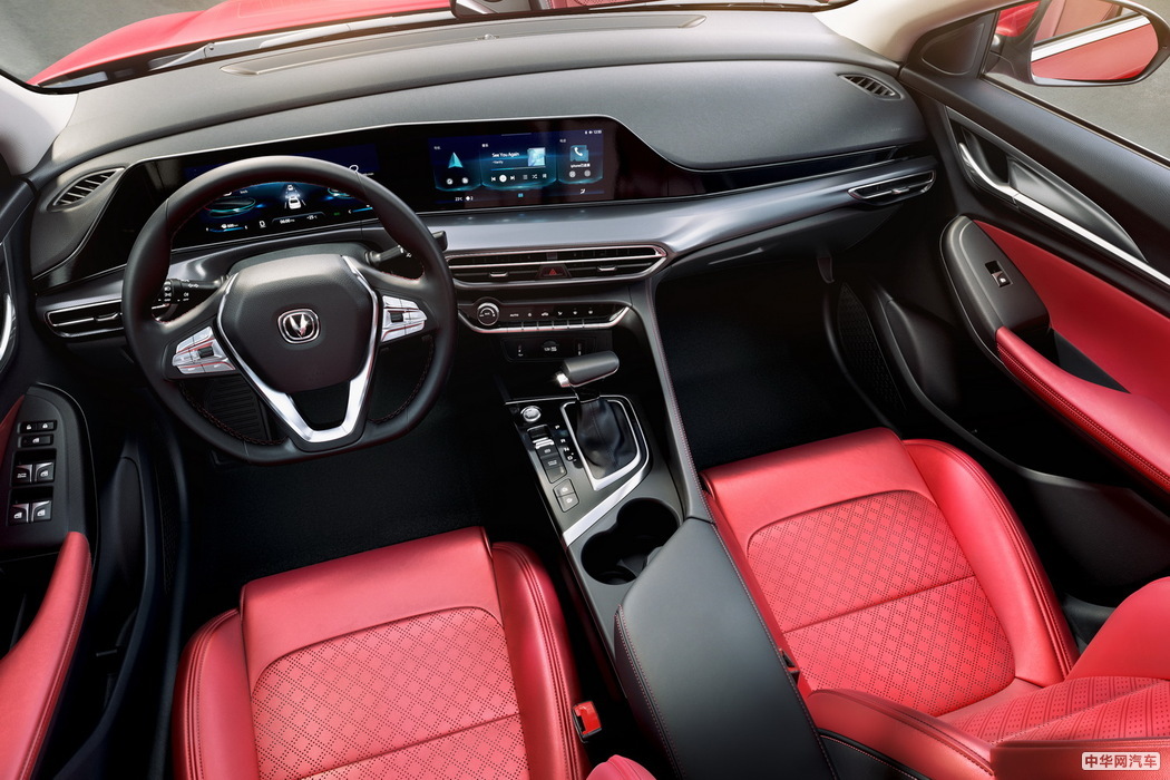 逸动 2020款 PLUS 蓝鲸NE 1.4T GDI DCT旗舰型 组图