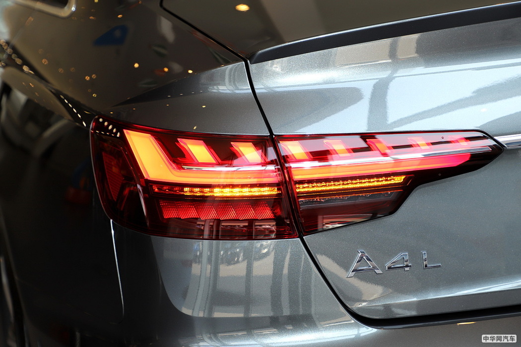 奥迪A4L 2020款 45 TFSI quattro 臻选动感型 组图