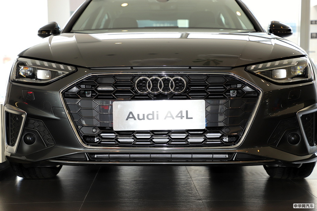 奥迪A4L 2020款 45 TFSI quattro 臻选动感型 组图