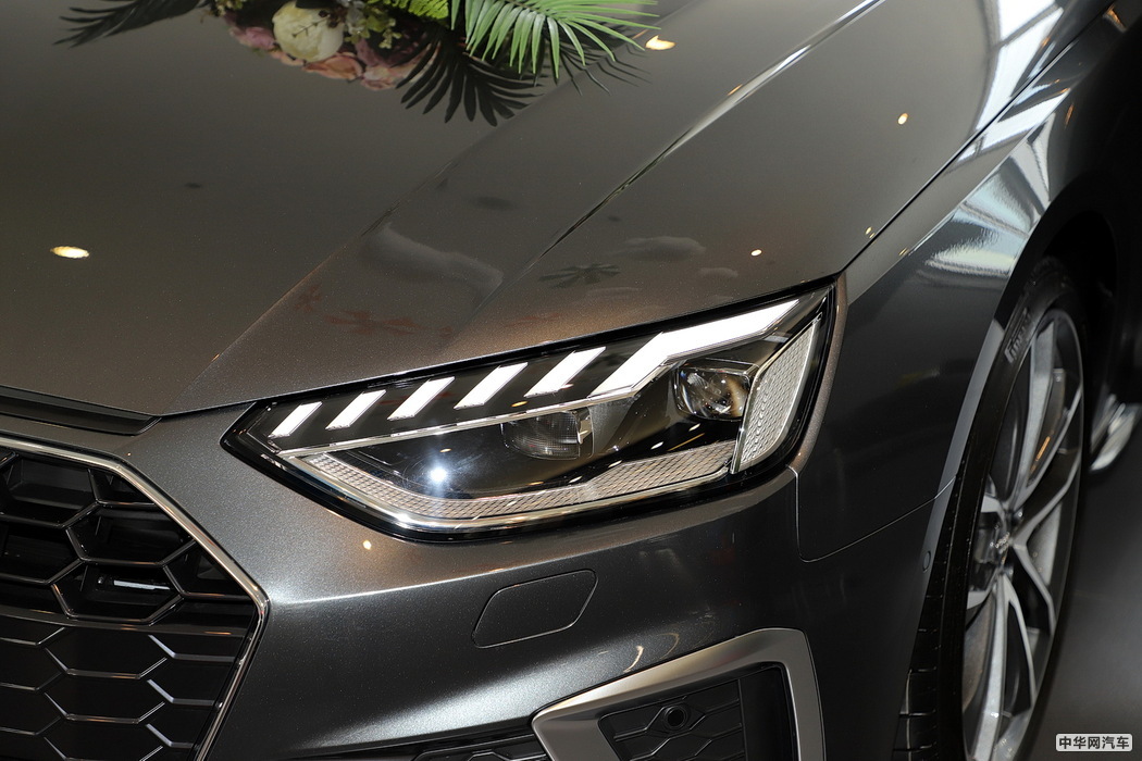 奥迪A4L 2020款 45 TFSI quattro 臻选动感型 组图