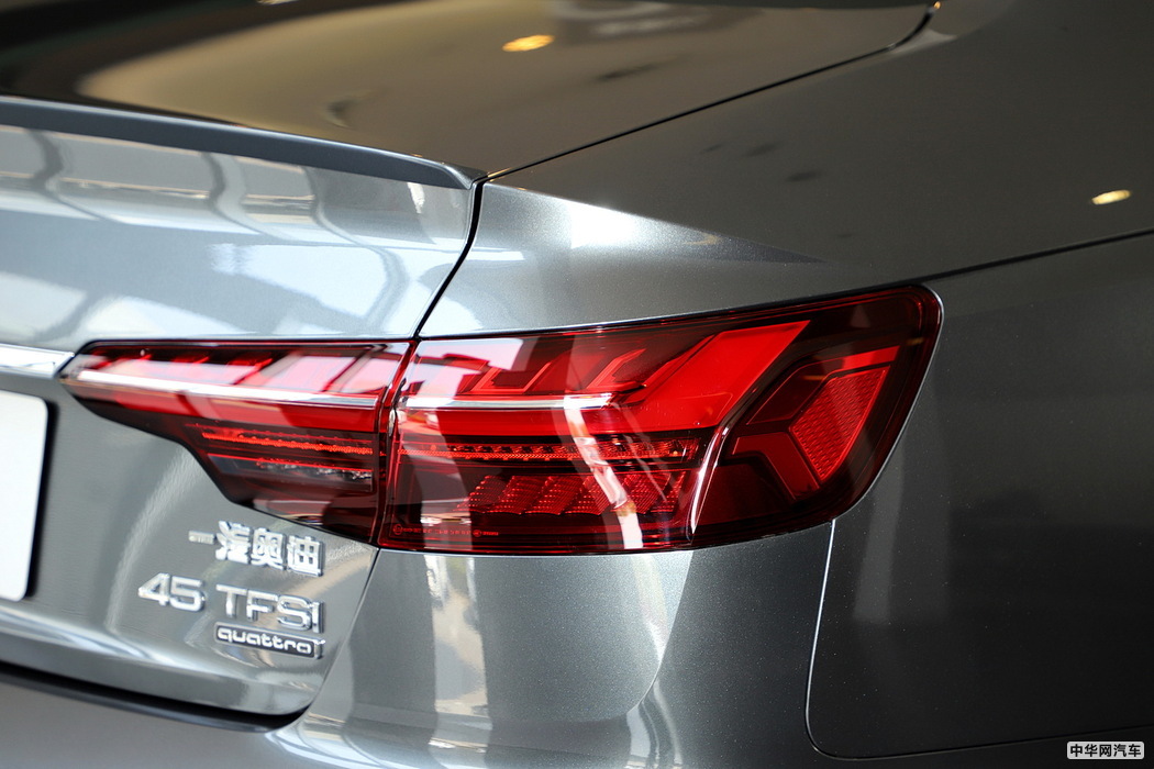 奥迪A4L 2020款 45 TFSI quattro 臻选动感型 组图