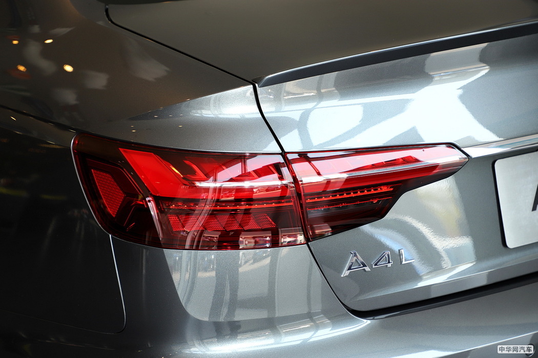 奥迪A4L 2020款 45 TFSI quattro 臻选动感型 组图