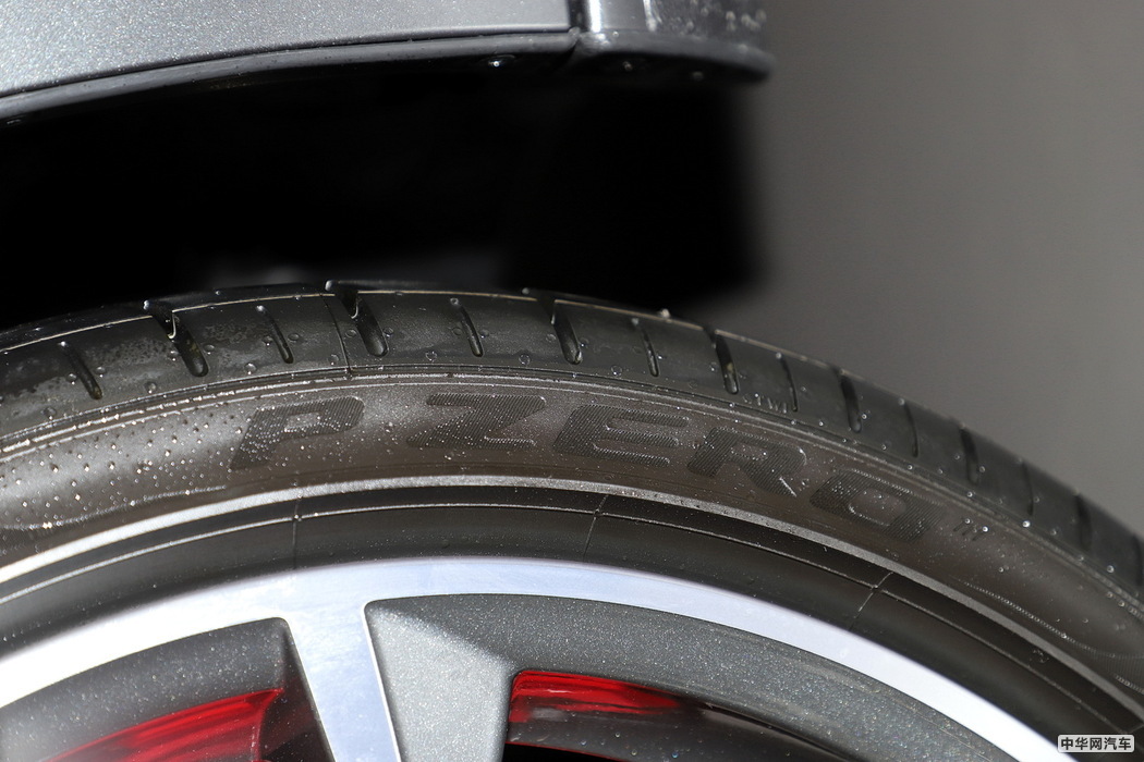 奥迪A4L 2020款 45 TFSI quattro 臻选动感型 组图