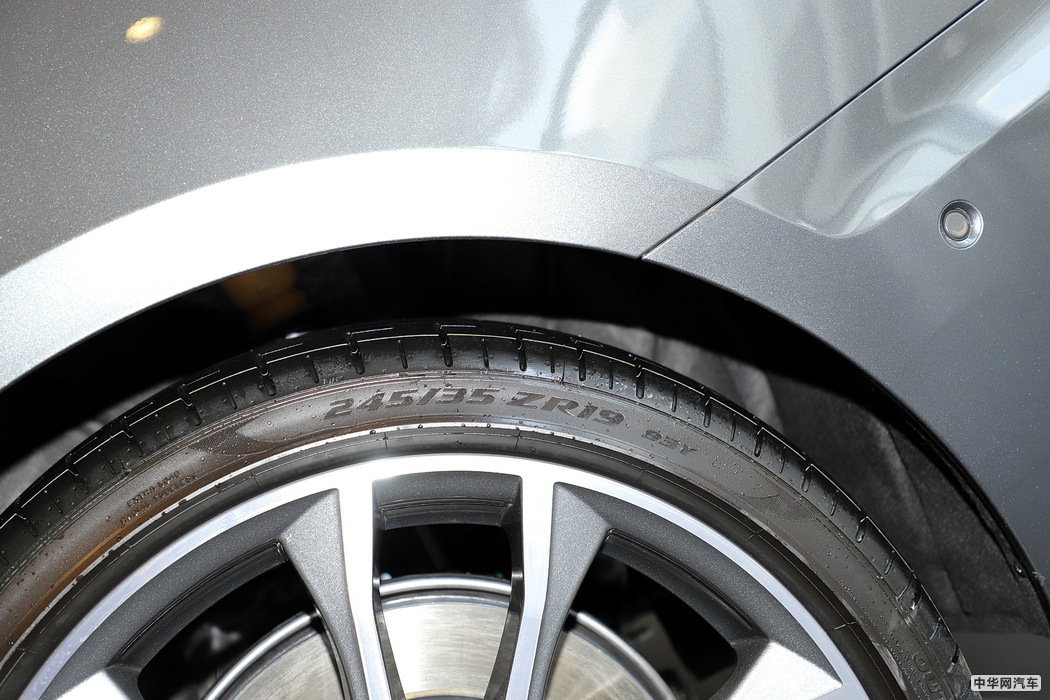 奥迪A4L 2020款 45 TFSI quattro 臻选动感型 组图