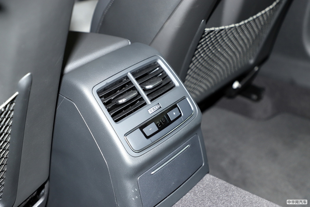 奥迪A4L 2020款 45 TFSI quattro 臻选动感型 组图