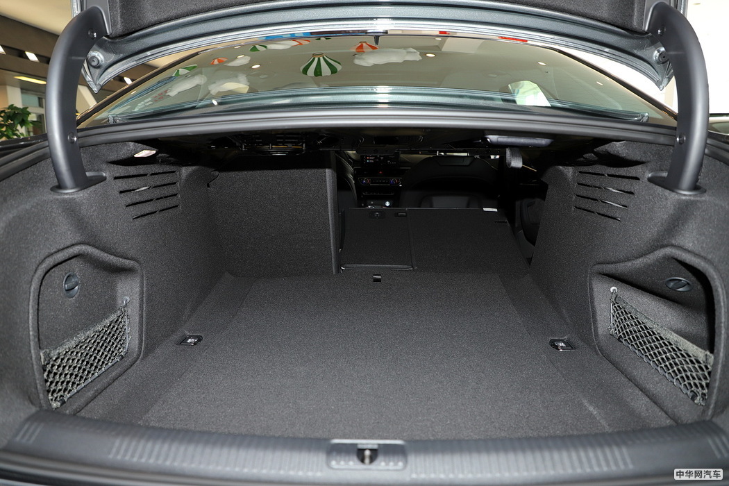 奥迪A4L 2020款 45 TFSI quattro 臻选动感型 组图