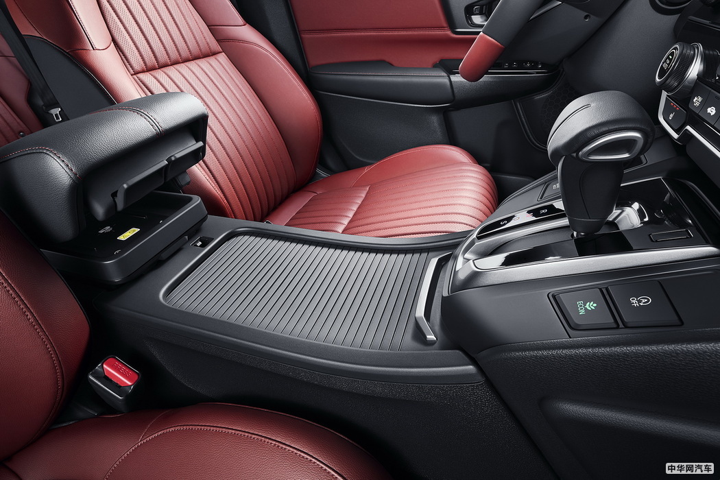 皓影 2020款 240TURBO CVT四驱幻夜版 组图