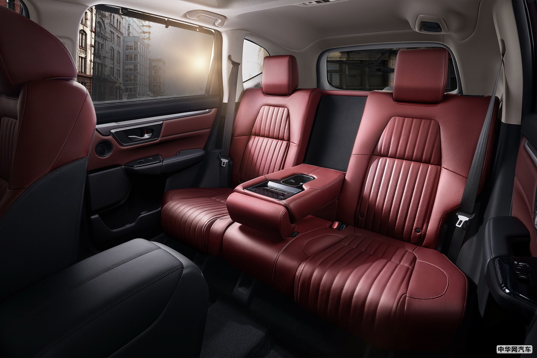 皓影 2020款 240TURBO CVT四驱幻夜版 组图