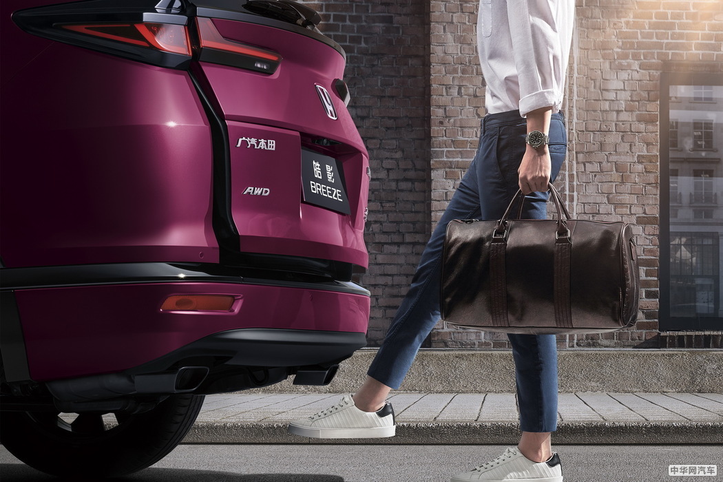 皓影 2020款 240TURBO CVT四驱幻夜版 组图