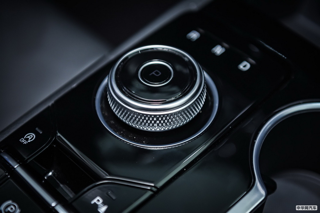 起亚K2 2019款 三厢 1.6L AT Premium 国VI 组图