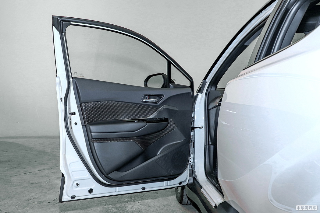 丰田C-HR EV 2020款 尊贵天窗版 组图