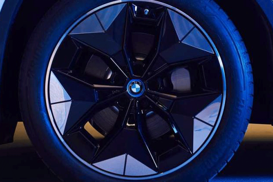 WLTP续航440km 曝宝马纯电动SUV-iX3量产版官图