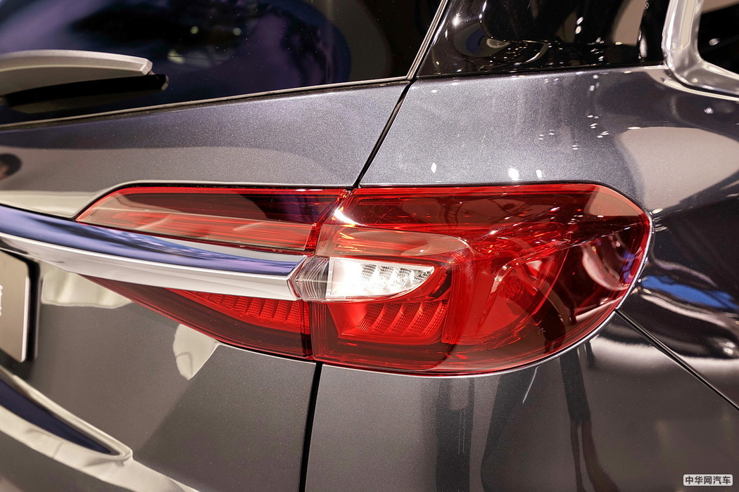 昂科旗 2020款 28T 四驱尊享旗舰型 组图