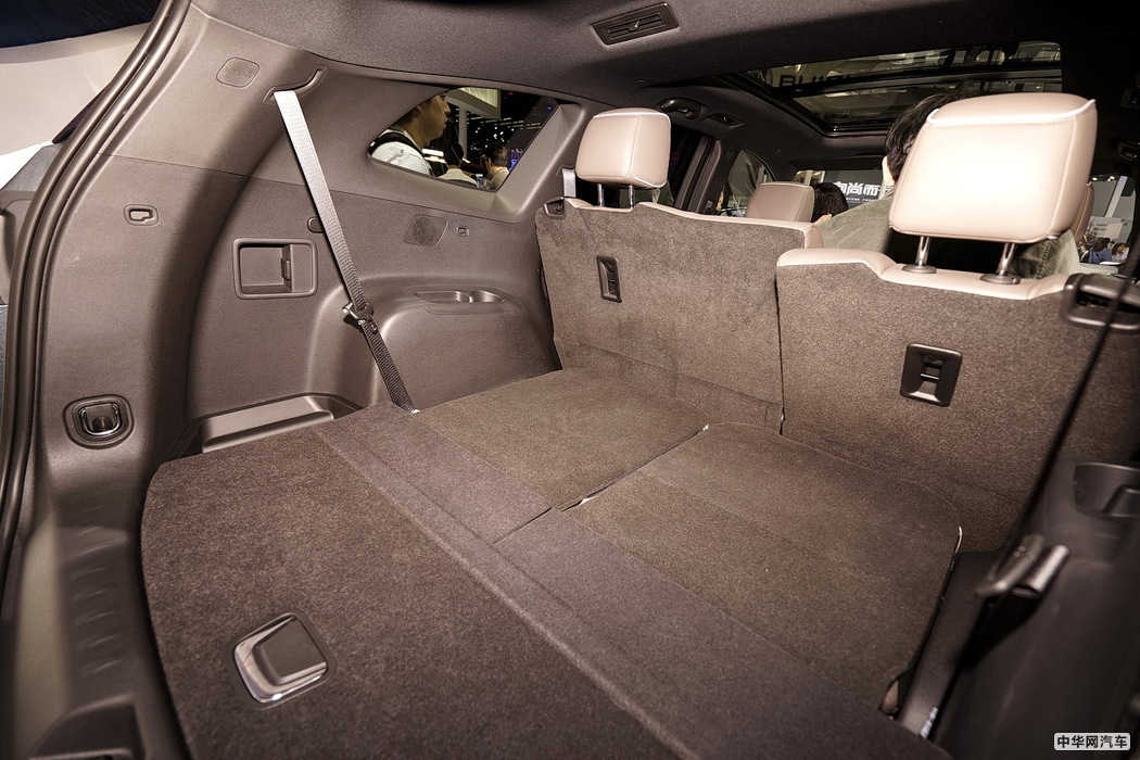 昂科旗 2020款 28T 四驱尊享旗舰型 组图