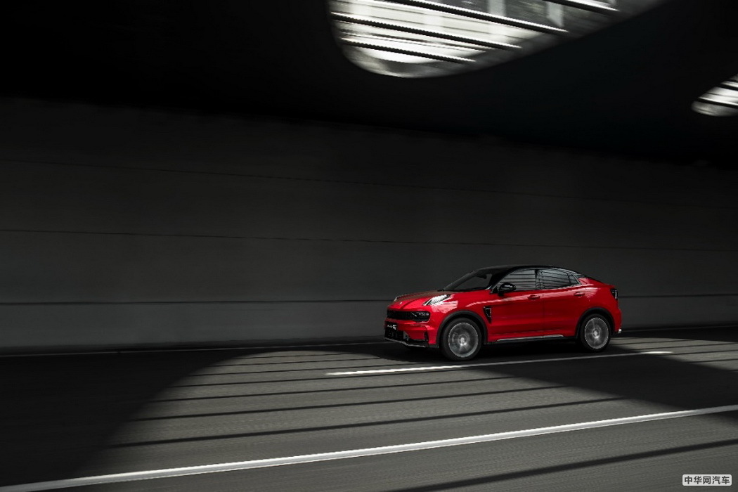 领克05 2020款 2.0TD 四驱时间限量版 组图