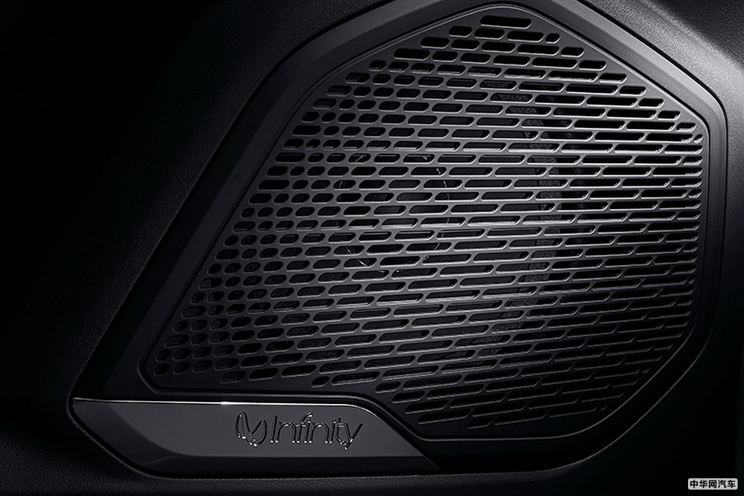 领克05 2020款 2.0TD 四驱时间限量版 组图