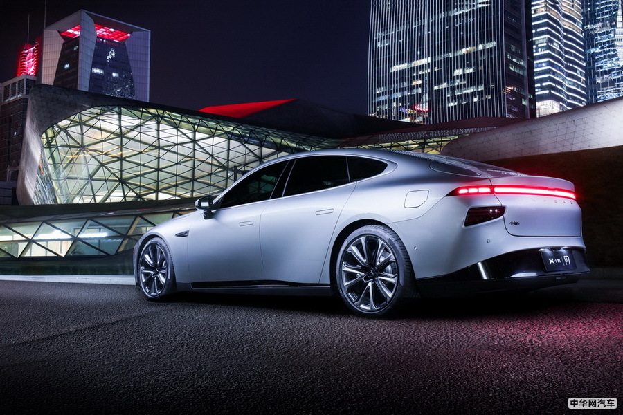 小鹏P7 2020款 四驱高性能智享版 组图