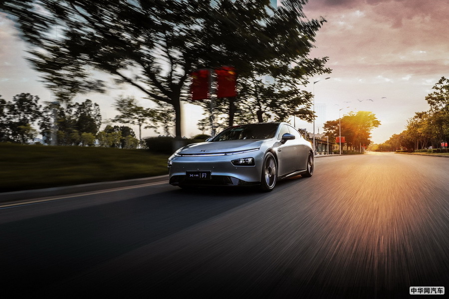 小鹏P7 2020款 四驱高性能智享版 组图