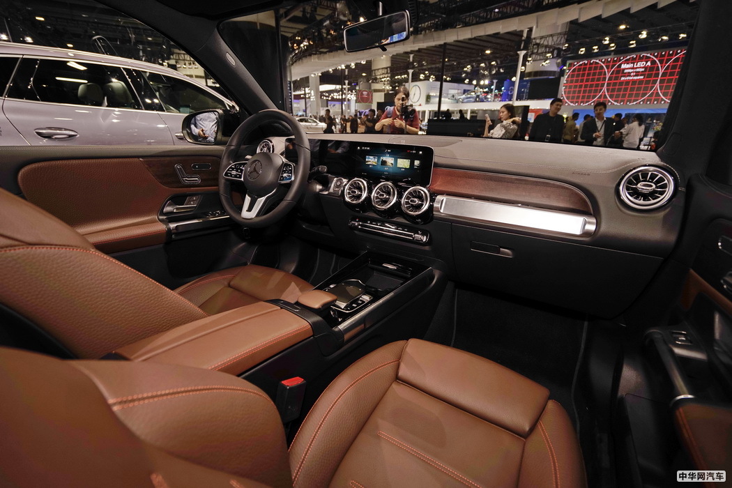 奔驰GLB 2020款 GLB 200 先型特别版 组图