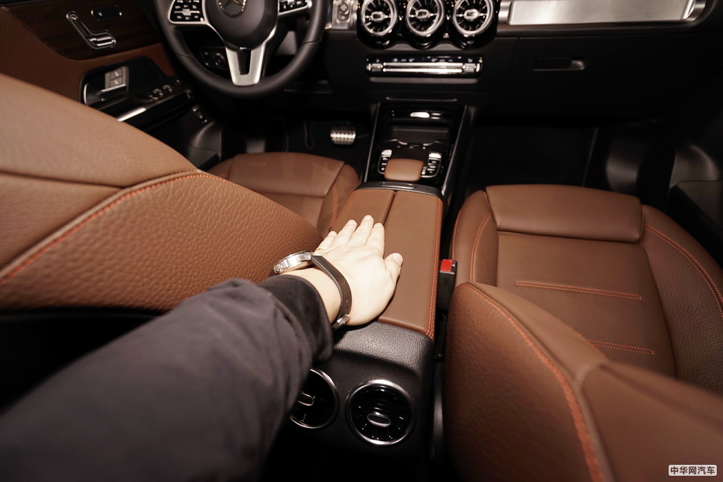 奔驰GLB 2020款 GLB 200 先型特别版 组图