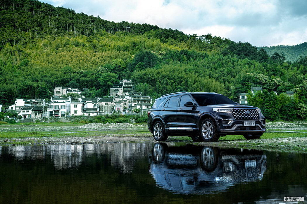 长安福特探险者 2020款 EcoBoost 285 四驱铂金版 7座 组图