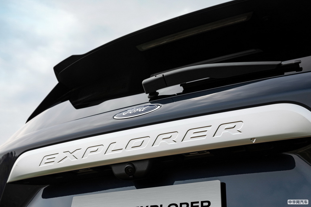 长安福特探险者 2020款 EcoBoost 285 四驱铂金版 7座 组图
