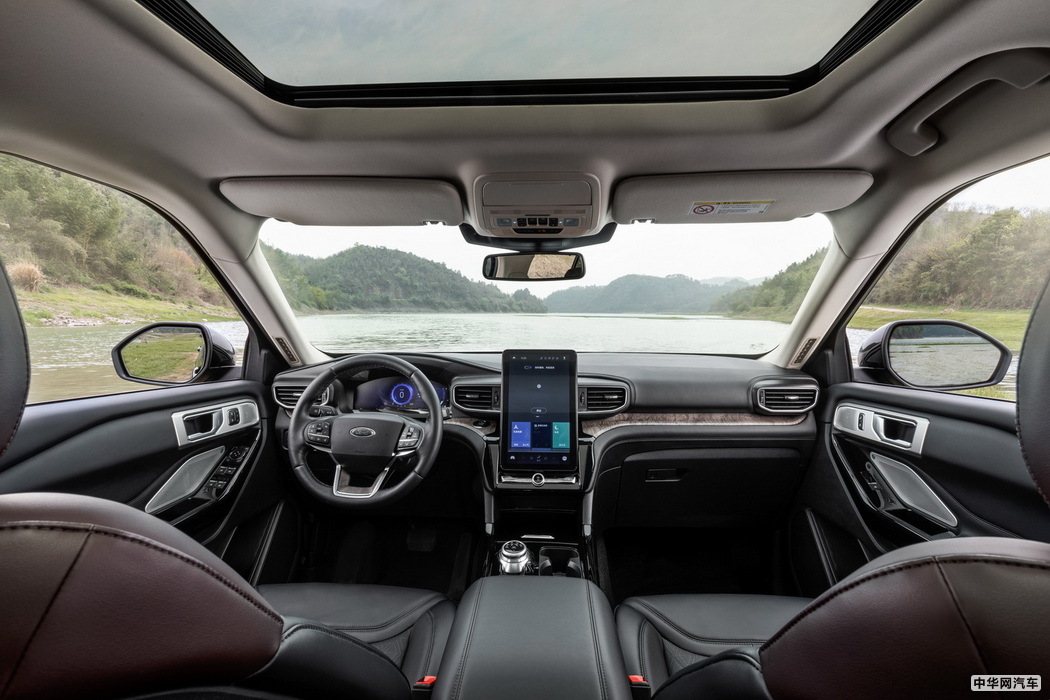 长安福特探险者 2020款 EcoBoost 285 四驱铂金版 7座 组图