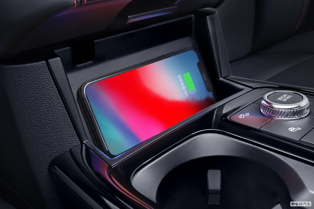 长安福特探险者 2020款 EcoBoost 285 四驱铂金版 7座 组图