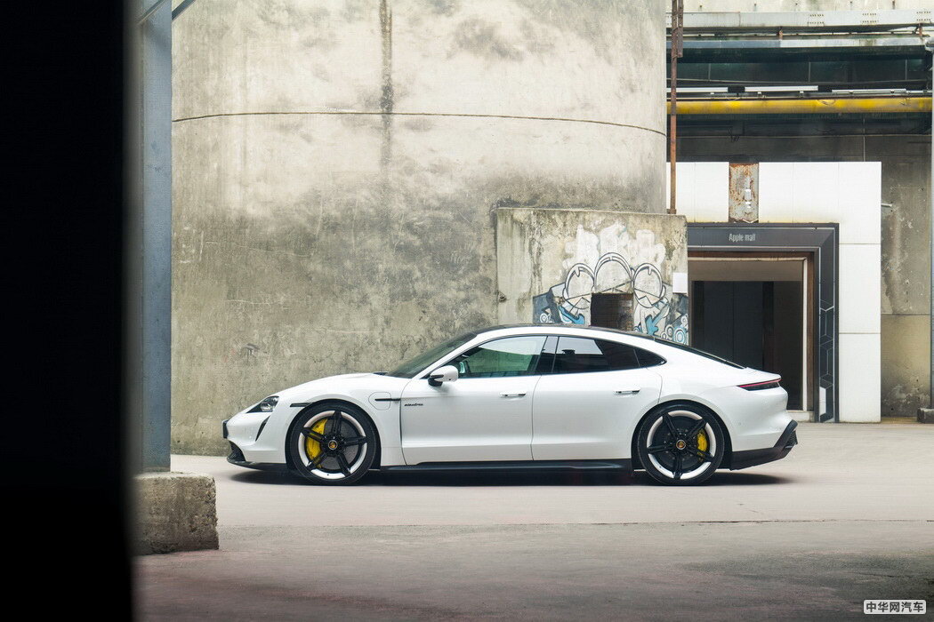 Taycan 2019款 Taycan Turbo S 组图