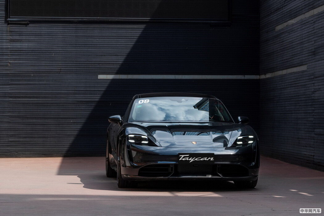 Taycan 2019款 Taycan Turbo S 组图