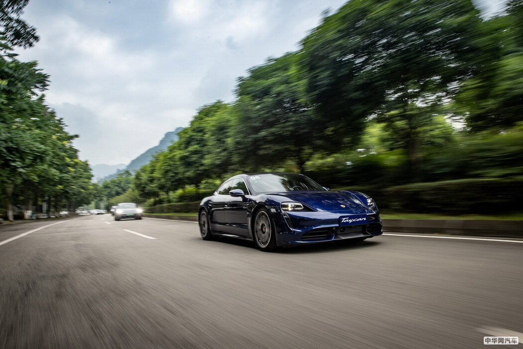 Taycan 2019款 Taycan Turbo S 组图