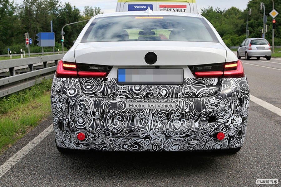 续航超400km/或年内亮相 宝马3系纯电动版谍照 续航超400km/或年内亮相 宝马3系纯电动版谍照