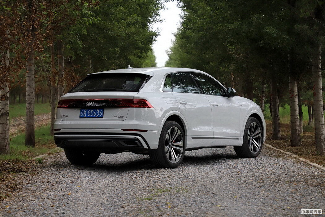 奥迪Q8 2019款 55 TFSI 尊享动感型 组图