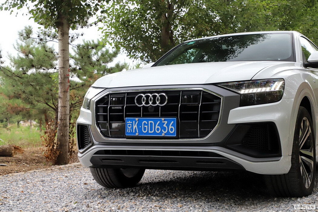 奥迪Q8 2019款 55 TFSI 尊享动感型 组图