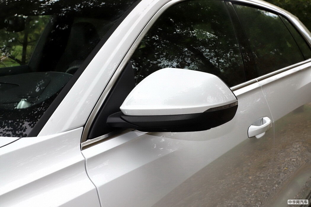 奥迪Q8 2019款 55 TFSI 尊享动感型 组图