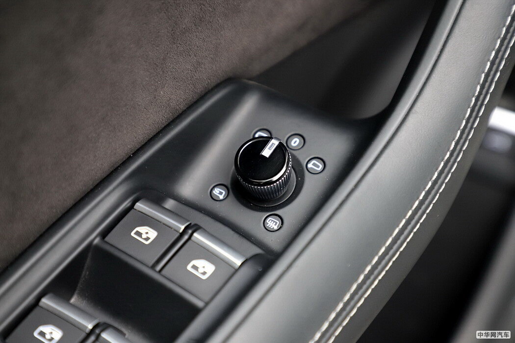 奥迪Q8 2019款 55 TFSI 尊享动感型 组图