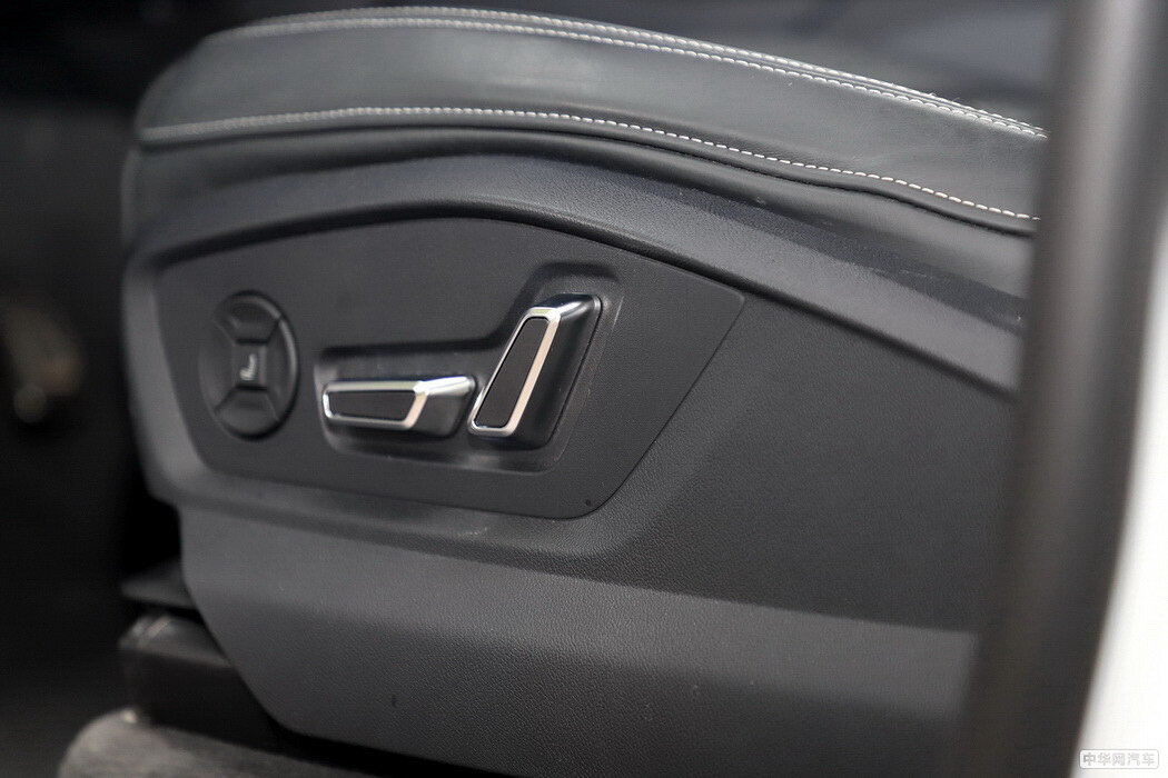 奥迪Q8 2019款 55 TFSI 尊享动感型 组图