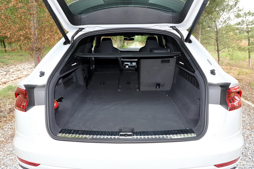 奥迪Q8 2019款 55 TFSI 尊享动感型 组图