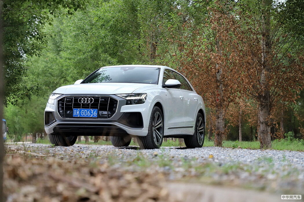 奥迪Q8 2019款 55 TFSI 尊享动感型 组图
