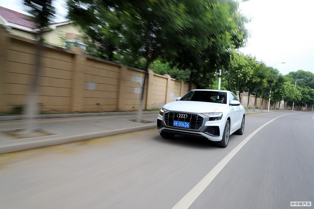 奥迪Q8 2019款 55 TFSI 尊享动感型 组图