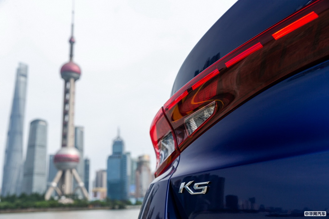 K5凯酷 2020款 2.0T 自动基本型 组图