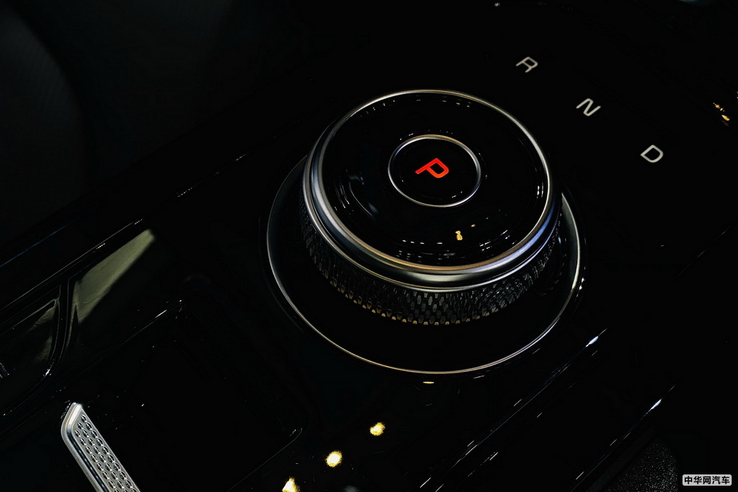 K5凯酷 2020款 2.0T 自动基本型 组图