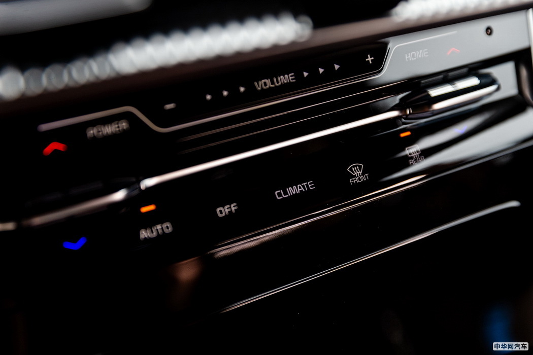 K5凯酷 2020款 2.0T 自动基本型 组图