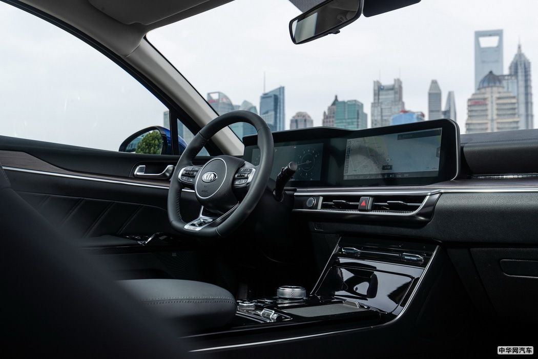 K5凯酷 2020款 2.0T 自动基本型 组图