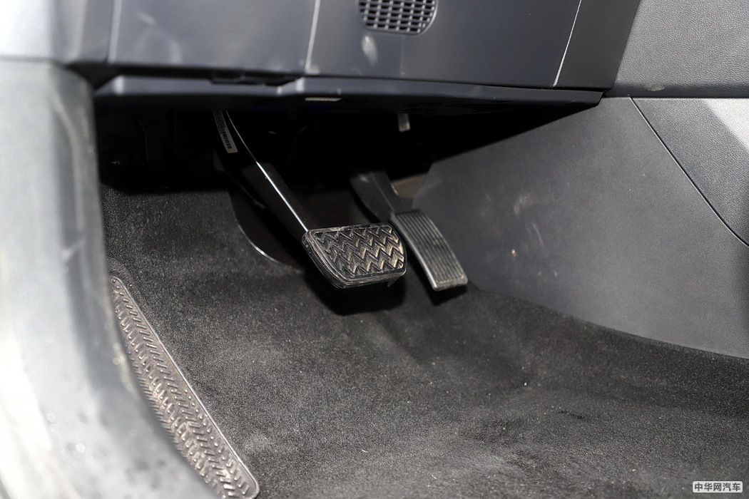 WEY VV6 2021款 2.0T 四驱智驭+ 内饰